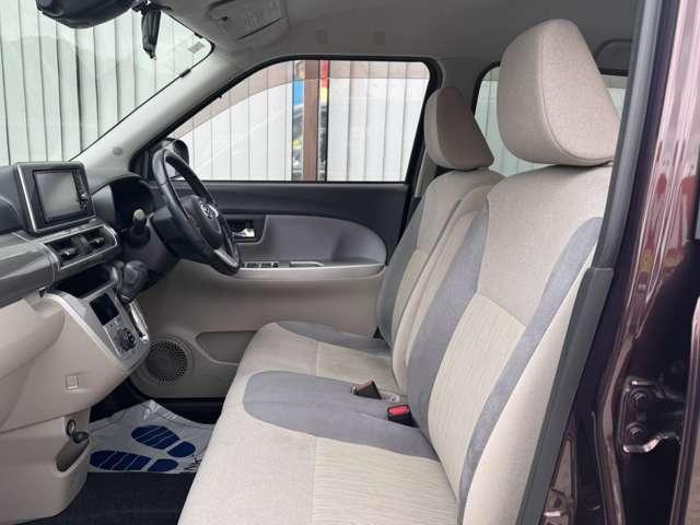 キャスト スタイルＧ　ターボ　ＳＡＩＩ　禁煙車　ダイハツ純正ＳＤナビ　フルセグＴＶ　Ｂｌｕｅｔｏｏｔｈ　ＣＤ　ＤＶＤ　バックカメラ　ＥＴＣ　アイドリングストップ　純正アルミ　ＬＥＤライト　スマートキー　衝突軽減ブレーキ　障害物センサー（21枚目）