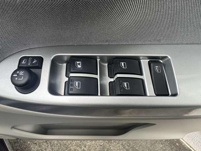 キャスト スタイルＧ　ターボ　ＳＡＩＩ　禁煙車　ダイハツ純正ＳＤナビ　フルセグＴＶ　Ｂｌｕｅｔｏｏｔｈ　ＣＤ　ＤＶＤ　バックカメラ　ＥＴＣ　アイドリングストップ　純正アルミ　ＬＥＤライト　スマートキー　衝突軽減ブレーキ　障害物センサー（35枚目）