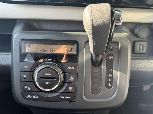 ＭＲワゴン Ｘセレクション　禁煙車　純正ＣＤタッチパネルＣＤコンボ　ＡＢＳ　Ｗエアバック　衝突安全ボディ　盗難防止　オートエアコン（6枚目）