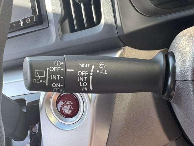 Ｎ－ＷＧＮ Ｇ　禁煙車　ナビ　ワンセグＴＶ　ＣＤ再生　ＥＴＣ　横滑り装置　スマートキー　電動格納ミラー　プッシュスタート　盗難防止装置　パワステ　パワーウィンドウ　エアバック　ベンチシート　アイドリングストップ（12枚目）