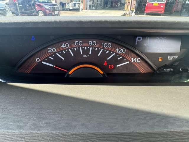 タント Ｘ　ＳＡＩＩＩ　禁煙車　Ｂｌｕｅｔｏｏｔｈ　ＤＶＤ再生　バックカメラ　衝突軽減ブレーキ　障害物センサー　横滑り防止装置　アクセル踏み間違い防止装置　レーンキープアシスト　スマートキー（3枚目）