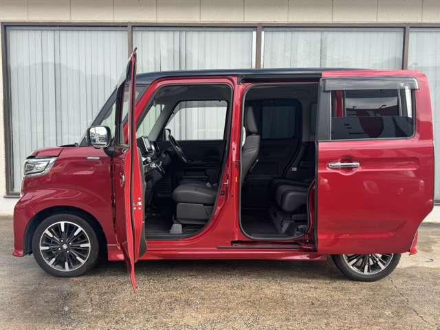 スペーシアカスタム ハイブリッドＸＳターボ　禁煙車　ナビ　フルセグＴＶ　ＤＶＤ再生　Ｂｌｕｅｔｏｏｔｈ　全方位カメラ　衝突軽減ブレーキ　横滑り防止　障害物センサー　両側電動スライドドア　シートヒーター　スマートキー（17枚目）