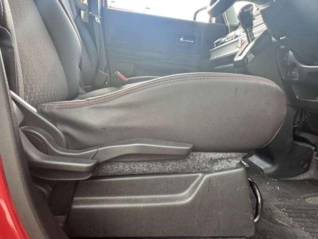 スペーシアカスタム ハイブリッドＸＳターボ　禁煙車　ナビ　フルセグＴＶ　ＤＶＤ再生　Ｂｌｕｅｔｏｏｔｈ　全方位カメラ　衝突軽減ブレーキ　横滑り防止　障害物センサー　両側電動スライドドア　シートヒーター　スマートキー（41枚目）