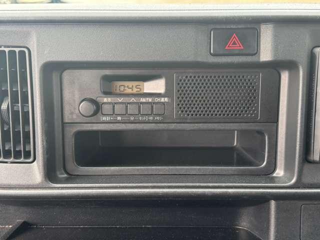 ハイゼットカーゴ スペシャルＳＡＩＩＩ　禁煙車　衝突軽減ブレーキ　横滑り防止装置　障害物センサー　エアバック　パワステ　エアコン（5枚目）