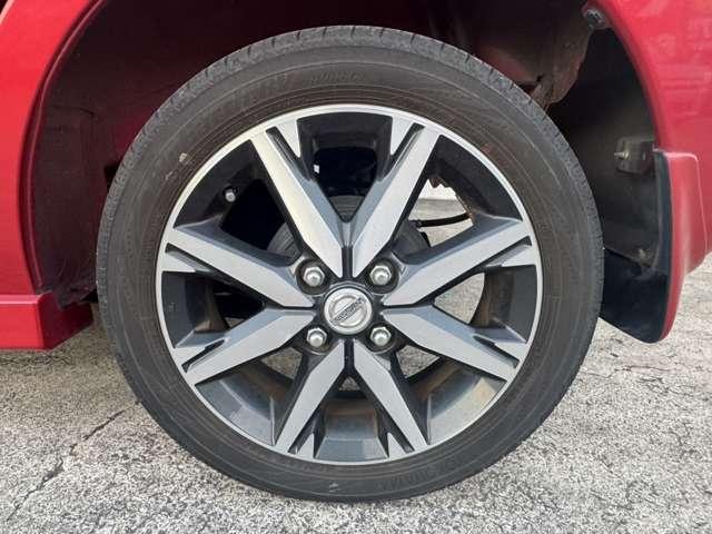 デイズルークス ハイウェイスター X Vセレクション 禁煙車 ナビ フルセグTV DVD再生 Bluetooth 全方位カメラ ETC 衝突軽減ブレーキ 横滑り防止装置 衝突安全ボディ アイドリングストップ 両側電動スライドドア LEDヘッドライト(20枚目)