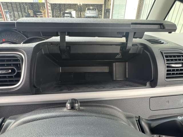 タント カスタムＸ　トップエディションリミテッドＳＡＩＩＩ　禁煙車　ナビ　フルセグＴＶ　ＤＶＤ　Ｂｌｕｅｔｏｏｔｈ　全周囲カメラ　衝突軽減ブレーキ　横滑り防止装置　アイドリングストップ　両側電動スライドドア（39枚目）