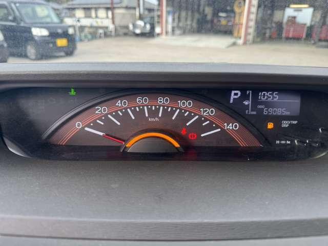 タント Ｘ　ＳＡＩＩ　禁煙車　ナビ　ワンセグＴＶ　ＣＤ　衝突軽減ブレーキ　横滑り防止装置　衝突安全ボディ　左側電動スライドドア　オートエアコン　ベンチシート　スマートキー（3枚目）