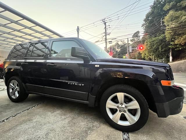ジープ・パトリオット リミテッド　国内最終後期モデル　ブラックレザーシート　シートヒーター　社外ナビ地デジＴＶ　Ｂｌｕｅｔｏｏｔｈ　前後ドライブレコーダー　ＥＴＣ（3枚目）