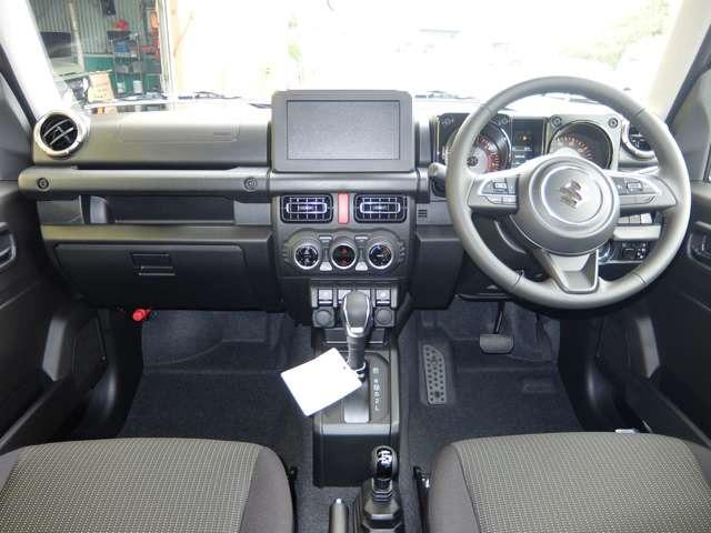 ジムニー XC 最新4型11月登録 届出済未使用車 衝突防止装置 LEDヘッドライト Rパ-キングセンサ- Hiビ-ムアシスト オ-トライト クル-ズコントロ-ル アイドリングSTOP シ-トヒ-タ- 本革ハンドル(34枚目)