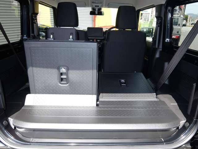 ジムニー XC 最新4型11月登録 届出済未使用車 衝突防止装置 LEDヘッドライト Rパ-キングセンサ- Hiビ-ムアシスト オ-トライト クル-ズコントロ-ル アイドリングSTOP シ-トヒ-タ- 本革ハンドル(42枚目)