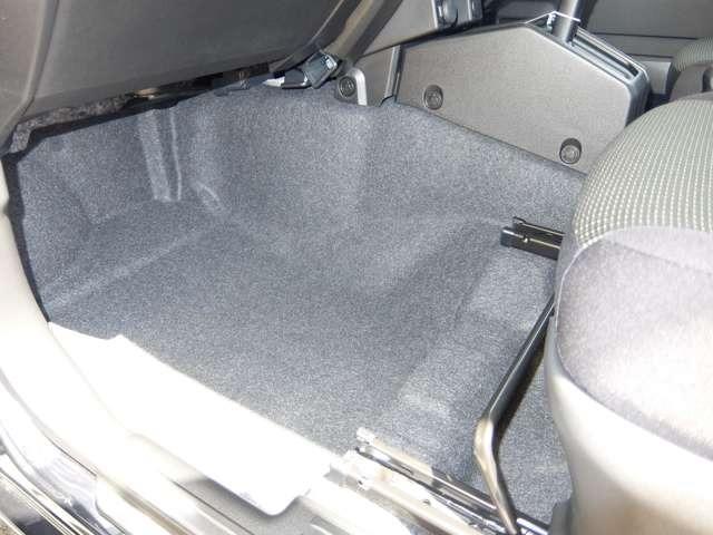 ジムニー XC 最新4型11月登録 届出済未使用車 衝突防止装置 LEDヘッドライト Rパ-キングセンサ- Hiビ-ムアシスト オ-トライト クル-ズコントロ-ル アイドリングSTOP シ-トヒ-タ- 本革ハンドル(48枚目)