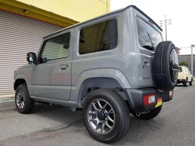 ジムニー ＸＣ　モデルチェンジ最新５型　１月登録　届出済未使用車　前後誤発進抑制＆車線逸脱抑制　警報＆前車発進告知　標識認識　フラツキ警報機能　追随式アダプティブクルコン　デュアルセンサ－ブレ－キサポ－トＩＩ（6枚目）