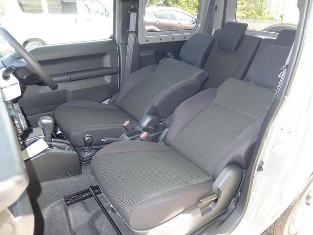 ジムニー ＸＣ　モデルチェンジ最新５型　１月登録　届出済未使用車　前後誤発進抑制＆車線逸脱抑制　警報＆前車発進告知　標識認識　フラツキ警報機能　追随式アダプティブクルコン　デュアルセンサ－ブレ－キサポ－トＩＩ（18枚目）