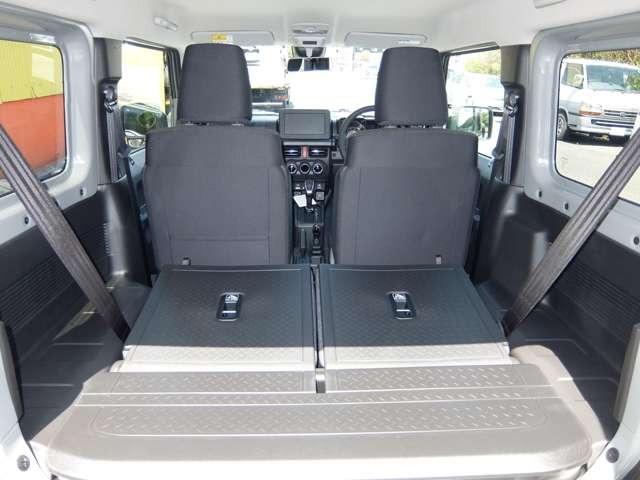 ジムニー ＸＣ　モデルチェンジ最新５型　１月登録　届出済未使用車　前後誤発進抑制＆車線逸脱抑制　警報＆前車発進告知　標識認識　フラツキ警報機能　追随式アダプティブクルコン　デュアルセンサ－ブレ－キサポ－トＩＩ（50枚目）