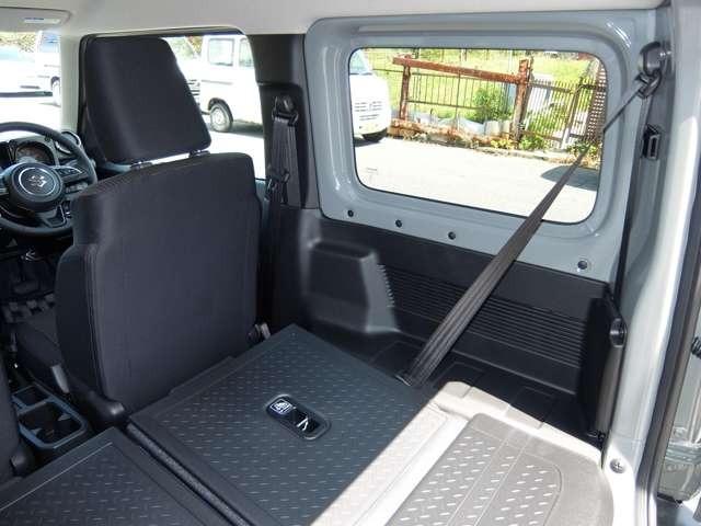 ジムニー ＸＣ　モデルチェンジ最新５型　１月登録　届出済未使用車　前後誤発進抑制＆車線逸脱抑制　警報＆前車発進告知　標識認識　フラツキ警報機能　追随式アダプティブクルコン　デュアルセンサ－ブレ－キサポ－トＩＩ（57枚目）