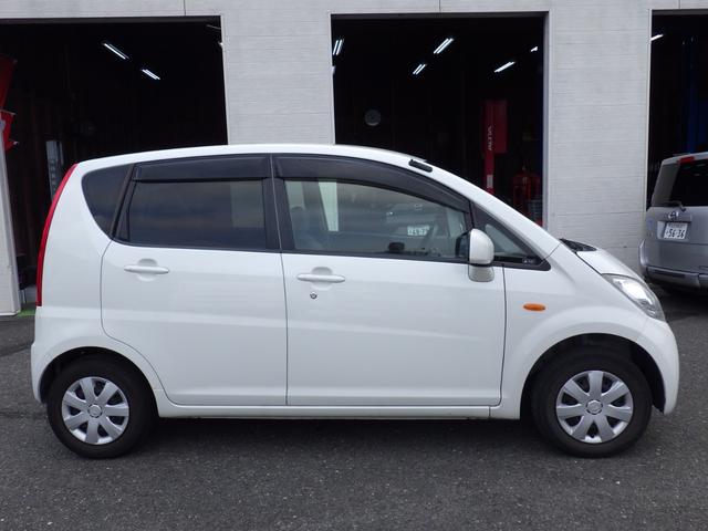 ムーヴ L 純正CD・ラジオデッキ、ヘッドライトレベライザー、盗難防止装置付き、キーレスエントリー(7枚目)