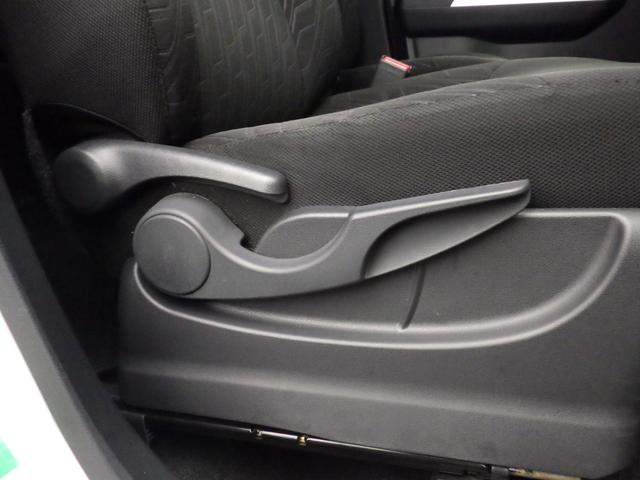 ルーミー カスタムＧ－Ｔ　純正メモリーナビ、地デジフルセグＴＶ、バックモニター、ＥＴＣ、Ｂｌｕｅｔｏｏｔｈオーディオ、インテリジェントキー、両側パワースライドドア、シートヒーター（42枚目）