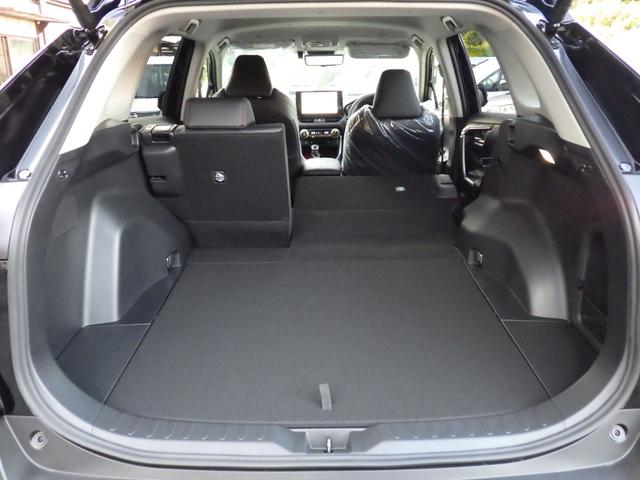 RAV4 ハイブリッドアドベンチャー オフロードパッケージII 登録済未使用車、純正ディスプレーオーディオ、地デジフルセグTV、Bluetoothオーディオ、デジタルインナーミラー、全方位モニター、パワーバックドア、LEDオートヘッドライト(21枚目)