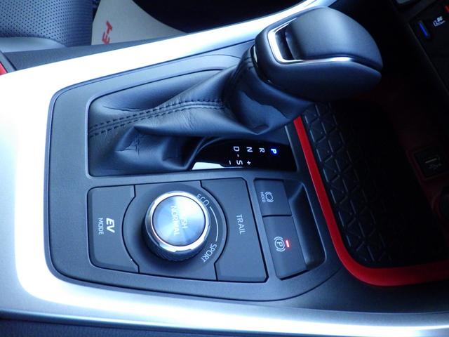 RAV4 ハイブリッドアドベンチャー オフロードパッケージII 登録済未使用車、純正ディスプレーオーディオ、地デジフルセグTV、Bluetoothオーディオ、デジタルインナーミラー、全方位モニター、パワーバックドア、LEDオートヘッドライト(29枚目)