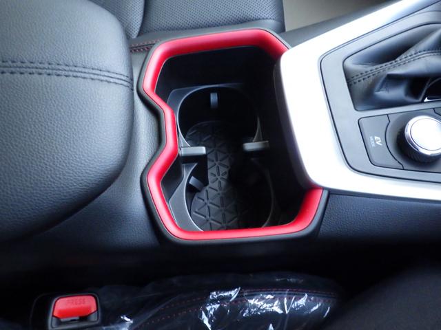 RAV4 ハイブリッドアドベンチャー オフロードパッケージII 登録済未使用車、純正ディスプレーオーディオ、地デジフルセグTV、Bluetoothオーディオ、デジタルインナーミラー、全方位モニター、パワーバックドア、LEDオートヘッドライト(30枚目)