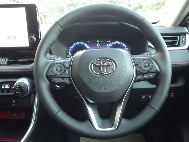 RAV4 ハイブリッドアドベンチャー オフロードパッケージII 登録済未使用車、純正ディスプレーオーディオ、地デジフルセグTV、Bluetoothオーディオ、デジタルインナーミラー、全方位モニター、パワーバックドア、LEDオートヘッドライト(33枚目)