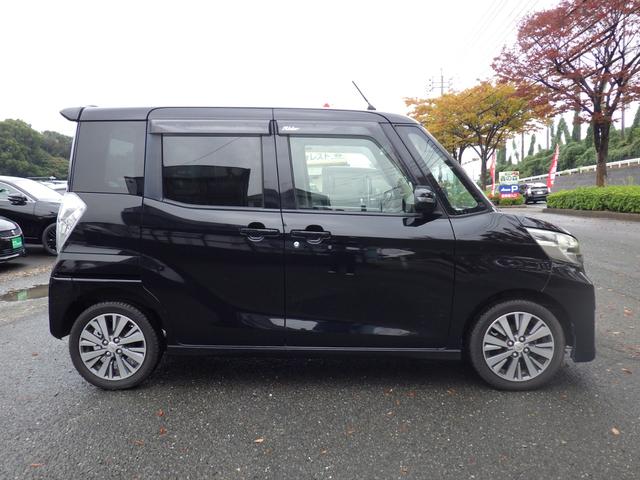 デイズルークス ライダーブラックライン 社外メモリーナビ、地デジワンセグTV、Bluetoothオーディオ、全方位モニター、左側パワースライドドア、インテリジェントキー(10枚目)