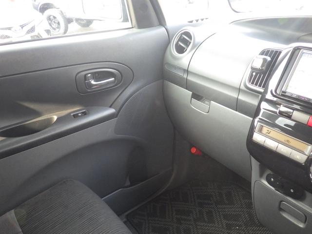 タント カスタムＲＳ　社外メモリーナビ、地デジフルセグＴＶ、ＣＤ録音機能、左側パワースライドドア、キーレスエントリー、ベンチタイプシート、ＥＴＣ、ディスチャージヘッドライト、純正アルミホイール（25枚目）