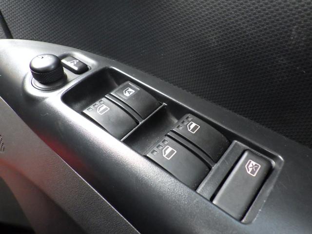 タント カスタムＲＳ　社外メモリーナビ、地デジフルセグＴＶ、ＣＤ録音機能、左側パワースライドドア、キーレスエントリー、ベンチタイプシート、ＥＴＣ、ディスチャージヘッドライト、純正アルミホイール（40枚目）