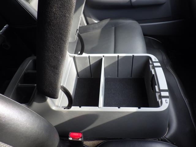 ＮＶ３５０キャラバンバン ロングライダープレミアムＧＸプロ・スタイルパッケージ　純正メモリーナビ、地デジフルセグＴＶ、Ｂｌｕｅｔｏｏｔｈオーディオ、アラウンドビューモニター、ＥＴＣ、インテリジェントキー、両側スライドドア、オーテックアルミホイール（31枚目）