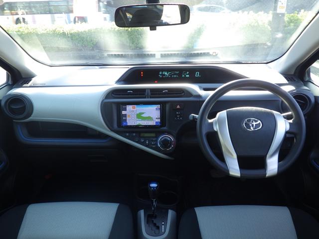 アクア S 社外メモリーナビ、地デジフルセグTV、インテリジェントキー、純正アルミホイール、プッシュスタート、電動格納ドアミラー、シートリフター(19枚目)