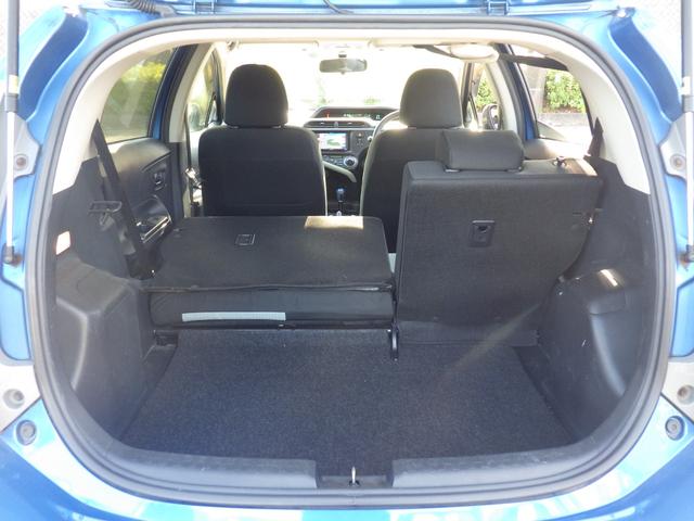 アクア S 社外メモリーナビ、地デジフルセグTV、インテリジェントキー、純正アルミホイール、プッシュスタート、電動格納ドアミラー、シートリフター(21枚目)