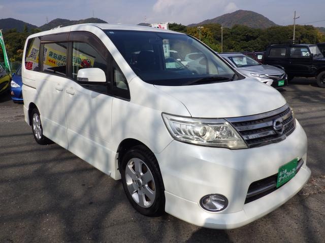 セレナ ハイウェイスター 純正HDDナビ、地デジフルセグTV、Bluetoothオーディオ、バックモニター、キーレスエントリー、両側パワースライドドア、ETC、純正アルミホイール(7枚目)