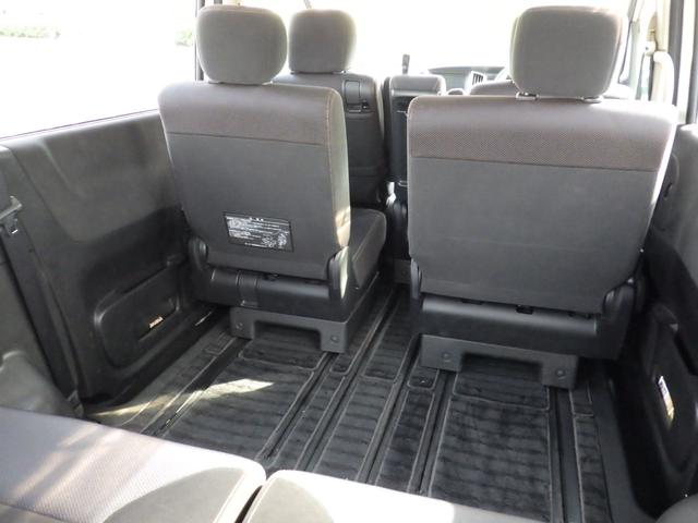 セレナ ハイウェイスター 純正HDDナビ、地デジフルセグTV、Bluetoothオーディオ、バックモニター、キーレスエントリー、両側パワースライドドア、ETC、純正アルミホイール(20枚目)