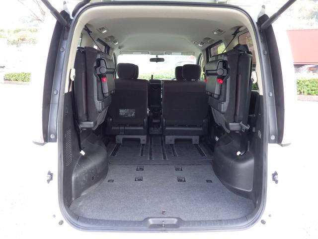 セレナ ハイウェイスター 純正HDDナビ、地デジフルセグTV、Bluetoothオーディオ、バックモニター、キーレスエントリー、両側パワースライドドア、ETC、純正アルミホイール(23枚目)