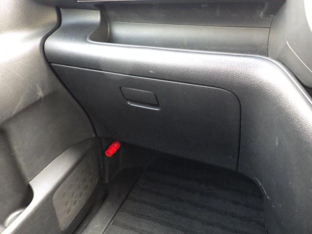 セレナ ハイウェイスター 純正HDDナビ、地デジフルセグTV、Bluetoothオーディオ、バックモニター、キーレスエントリー、両側パワースライドドア、ETC、純正アルミホイール(27枚目)