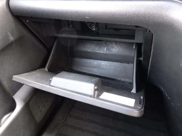 セレナ ハイウェイスター 純正HDDナビ、地デジフルセグTV、Bluetoothオーディオ、バックモニター、キーレスエントリー、両側パワースライドドア、ETC、純正アルミホイール(28枚目)