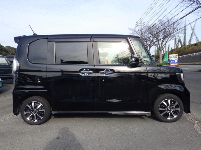 N-BOXカスタム G・Lホンダセンシング 純正メモリーナビ、地デジフルセグTV、Bluetoothオーディオ、バックモニター、左側パワースライドドア、インテリジェントキー、ETC、純正アルミホイール(10枚目)