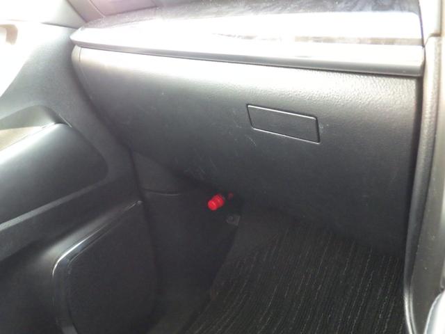 ヴェルファイア 　純正メモリーナビ、地デジフルセグＴＶ、Ｂｌｕｅｔｏｏｔｈオーディオ、バックモニター、バックモニター、パワーバックドア、両側パワースライドドア、ＥＴＣ、インテリジェントキー（28枚目）