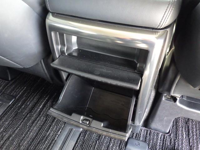 ヴェルファイア 　純正メモリーナビ、地デジフルセグＴＶ、Ｂｌｕｅｔｏｏｔｈオーディオ、バックモニター、バックモニター、パワーバックドア、両側パワースライドドア、ＥＴＣ、インテリジェントキー（30枚目）