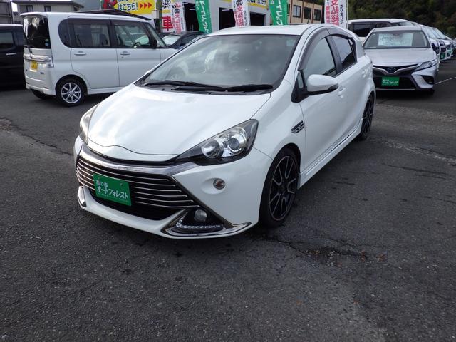 アクア 　純正メモリーナビ、地デジフルセグＴＶ、Ｂｌｕｅｔｏｏｔｈオーディオ、バックモニター、インテリジェントキー、専用エアロ、専用アルミ、電動格納ドアミラー、（3枚目）