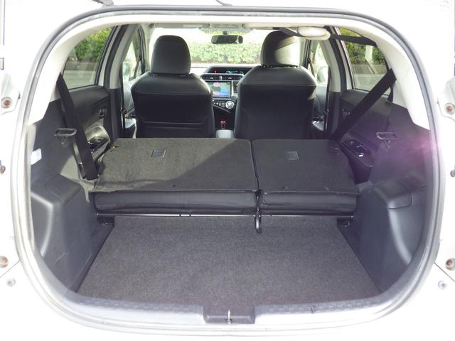 アクア 　純正メモリーナビ、地デジフルセグＴＶ、Ｂｌｕｅｔｏｏｔｈオーディオ、バックモニター、インテリジェントキー、専用エアロ、専用アルミ、電動格納ドアミラー、（21枚目）