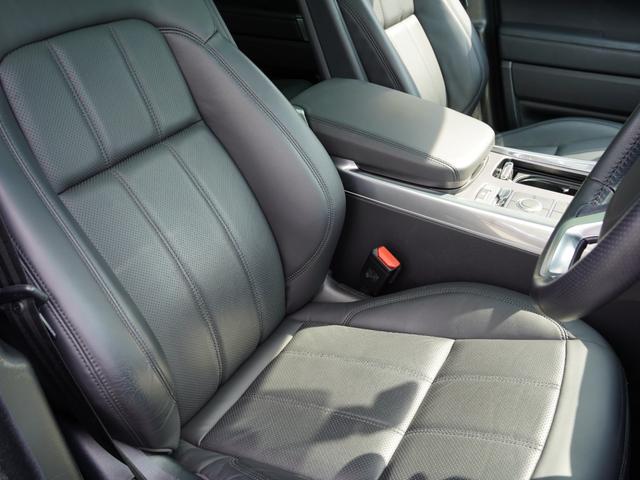 レンジローバースポーツ ＨＳＥ　４ＷＤ　本革シート　パノラマルーフ　マトリックスＬＥＤヘッドライト　ステアリングヒーター　シートヒーター　電動リアゲート　スマートキー　エアサス　２０インチアルミ　アダプティブクルーズコントロール（12枚目）