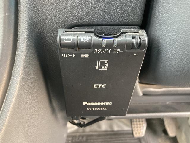 　４ＷＤ　ＡＴ　ＥＴＣ　ナビ　ＴＶ　バックカメラ　両側スライドドア　エアコン　運転席エアバッグ　助手席エアバッグ　ＣＤ(7枚目)