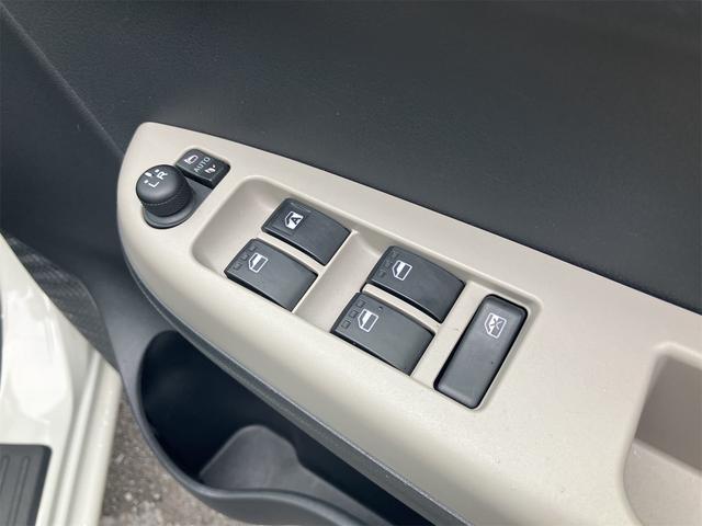 パッソ モーダ　チャーム　ドライブレコーダー　ＥＴＣ　全周囲カメラ　ナビ　ＴＶ　クリアランスソナー　衝突被害軽減システム　オートマチックハイビーム　オートライト　ＬＥＤヘッドランプ　スマートキー　アイドリングストップ（10枚目）