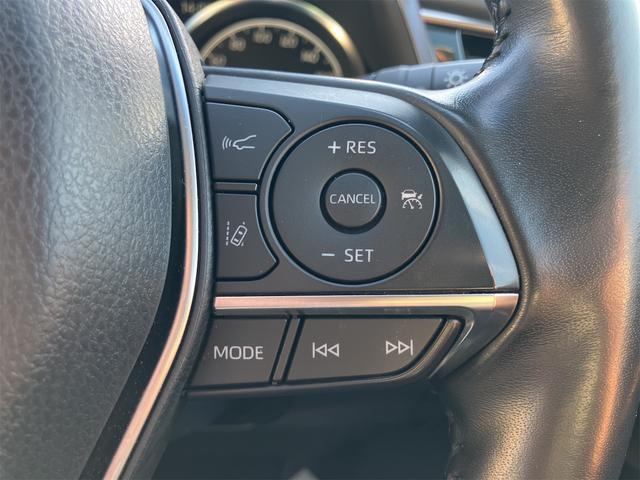 カムリ ＷＳ　レンタカーアップ車　ドライブレコーダー　ＥＴＣ　クリアランスソナー　レーンアシスト　オートクルーズコントロール　衝突被害軽減システム　バックカメラ　ナビ　アルミホイール　オートマチックハイビーム（10枚目）