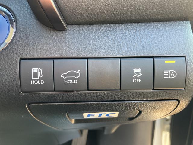 カムリ ＷＳ　レンタカーアップ車　ドライブレコーダー　ＥＴＣ　クリアランスソナー　レーンアシスト　オートクルーズコントロール　衝突被害軽減システム　バックカメラ　ナビ　アルミホイール　オートマチックハイビーム（11枚目）