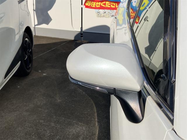 カムリ ＷＳ　レンタカーアップ車　ドライブレコーダー　ＥＴＣ　クリアランスソナー　レーンアシスト　オートクルーズコントロール　衝突被害軽減システム　バックカメラ　ナビ　アルミホイール　オートマチックハイビーム（24枚目）