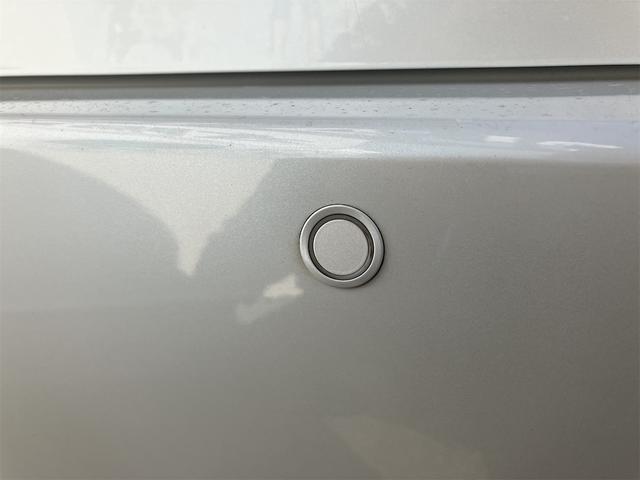 カムリ ＷＳ　レンタカーアップ車　ドライブレコーダー　ＥＴＣ　クリアランスソナー　レーンアシスト　オートクルーズコントロール　衝突被害軽減システム　バックカメラ　ナビ　アルミホイール　オートマチックハイビーム（34枚目）