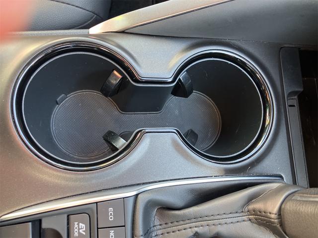 カムリ ＷＳ　レンタカーアップ車　ドライブレコーダー　ＥＴＣ　クリアランスソナー　レーンアシスト　オートクルーズコントロール　衝突被害軽減システム　バックカメラ　ナビ　アルミホイール　オートマチックハイビーム（41枚目）