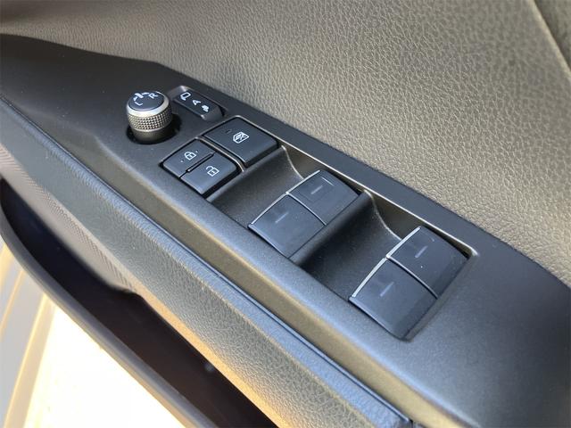 カムリ ＷＳ　レンタカーアップ車　ドライブレコーダー　ＥＴＣ　クリアランスソナー　レーンアシスト　オートクルーズコントロール　衝突被害軽減システム　バックカメラ　ナビ　アルミホイール　オートマチックハイビーム（42枚目）